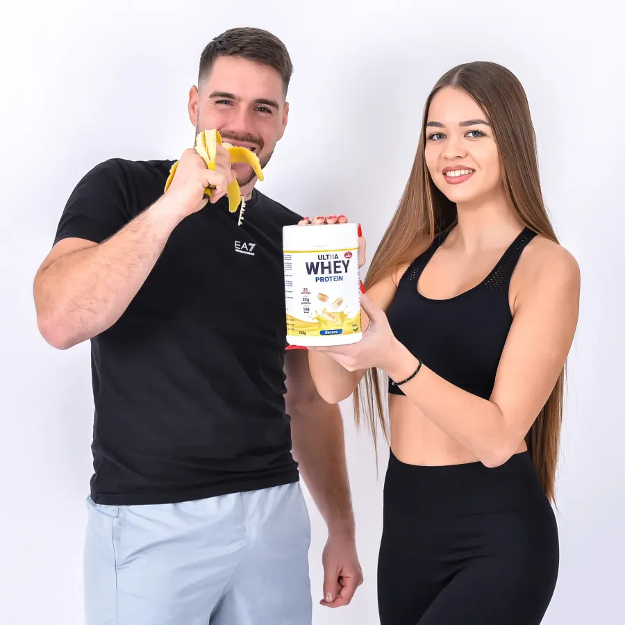 olympic-ultra-whey-protein-banana-750g-lifestyle-modeli
